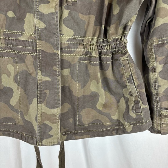 Marrakech Green and Brown Camo Utility Jacket with‎ Cinched Waist/Hip 4 Pocket - Picture 7 of 16
